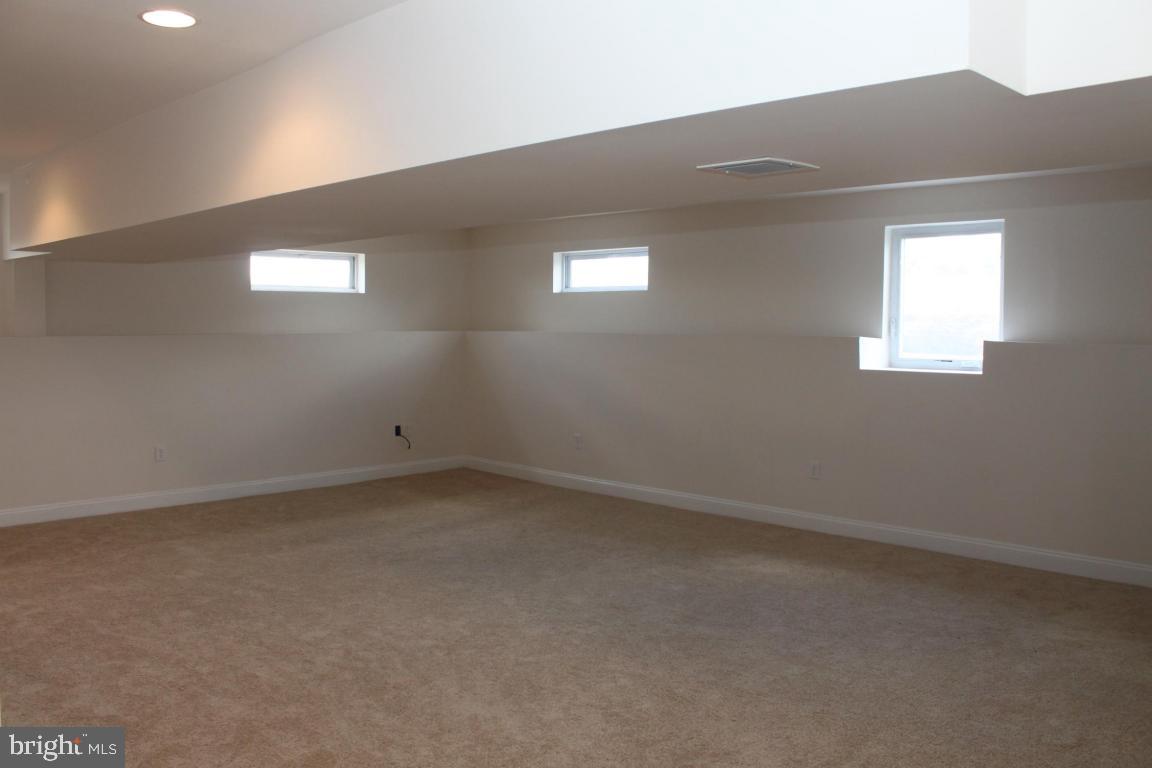 2769 Harvest Road Elizabethtown, PA 17022 - Photo 9 of 31
