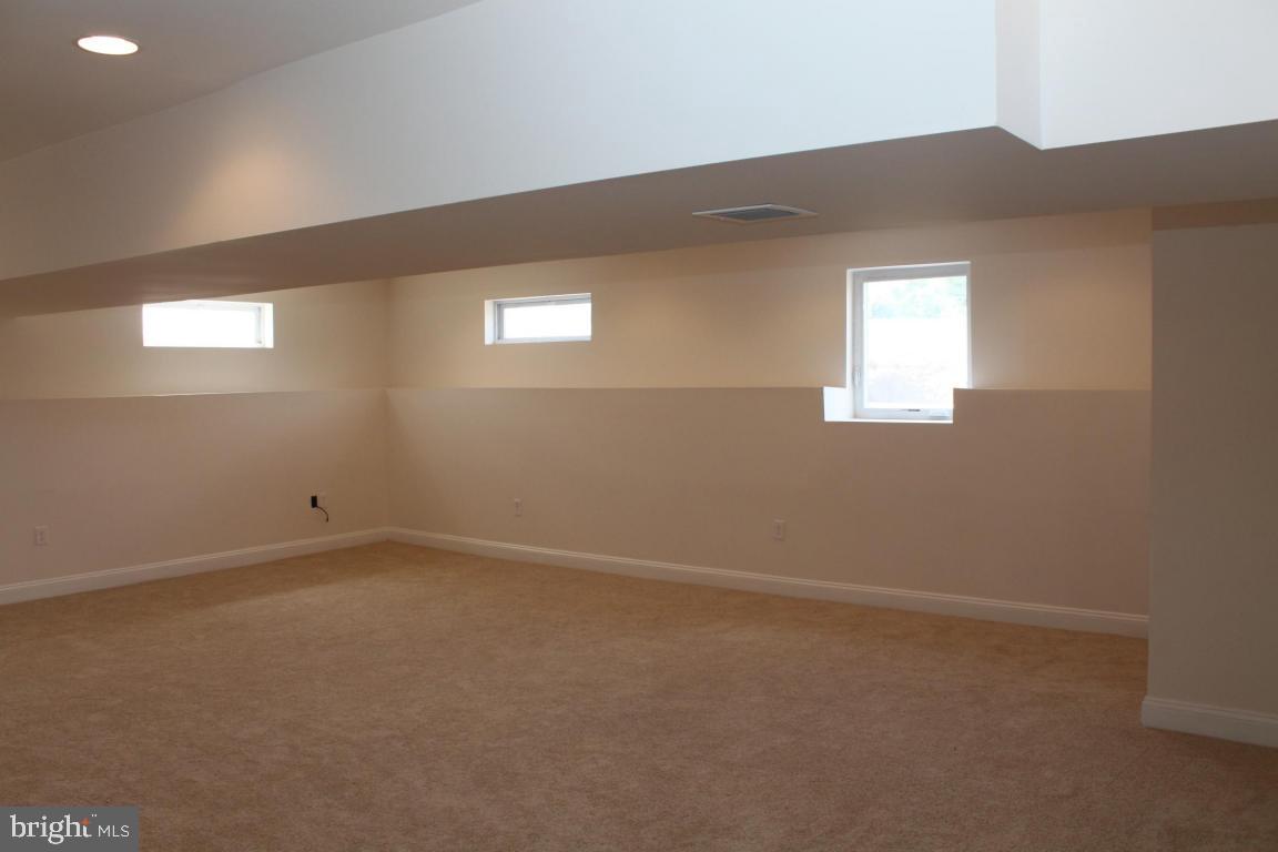 2769 Harvest Road Elizabethtown, PA 17022 - Photo 10 of 31
