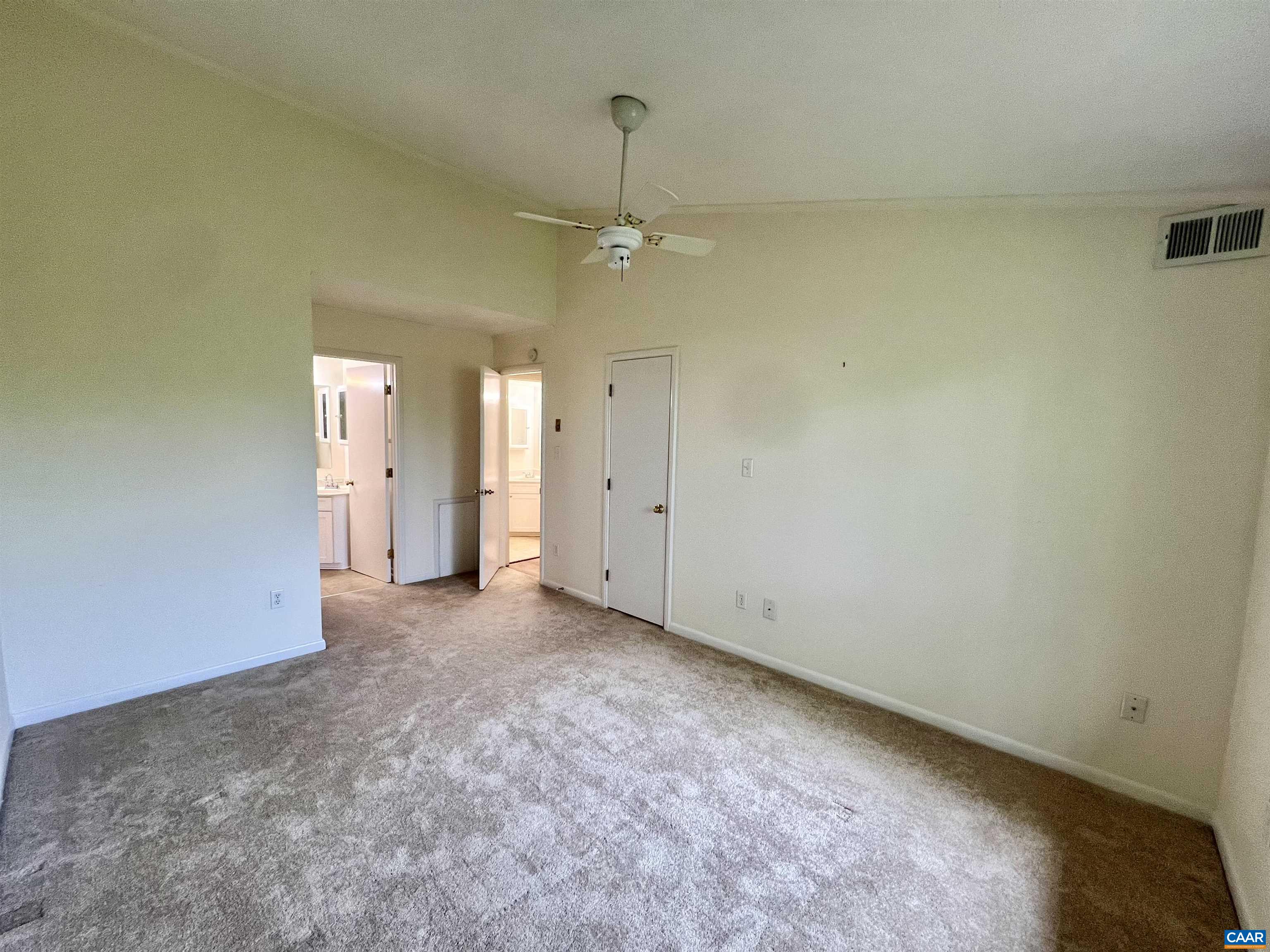 116 Turtle Creek Road, Unit 111 Charlottesville, VA 22901 - Photo 17 of 22
