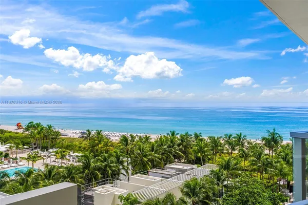 $14,250 | 2201 Collins Avenue, Unit 811, Miami Beach, FL 33139