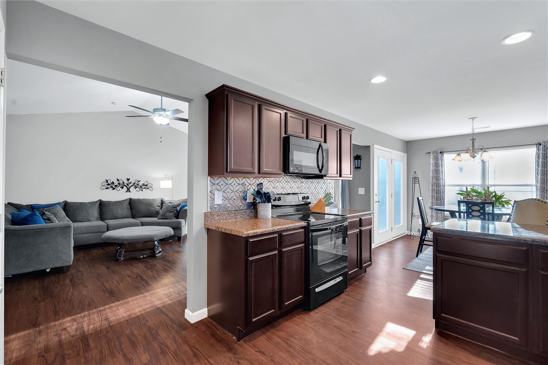 210 Rhoe Circle Anderson, SC 29621 - Photo 12 of 24