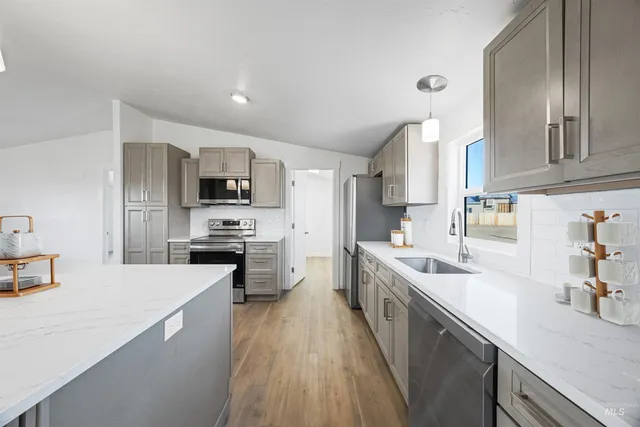 $675,000 | 4558 Lott Road, Mountain Home, ID 83647