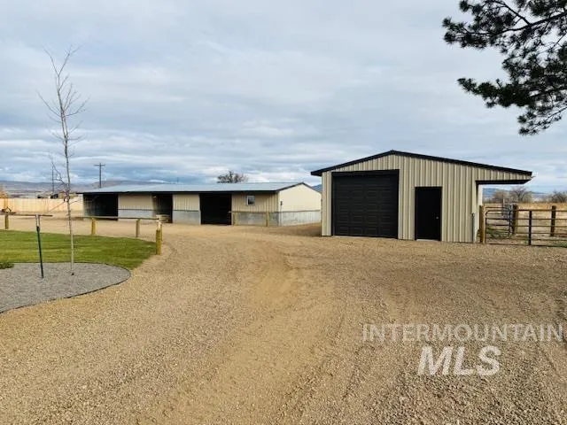 $675,000 | 4558 Lott Road, Mountain Home, ID 83647