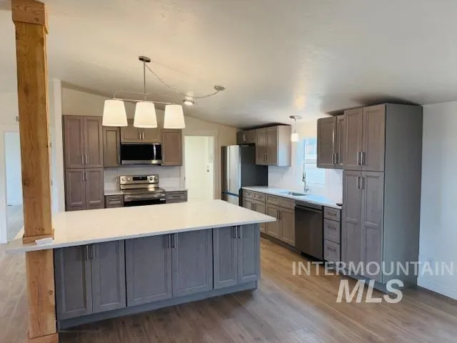 $675,000 | 4558 Lott Road, Mountain Home, ID 83647