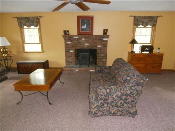 88 Williamsville Road Hubbardston, MA 01452 - Photo 18 of 29 Gallery Image 18