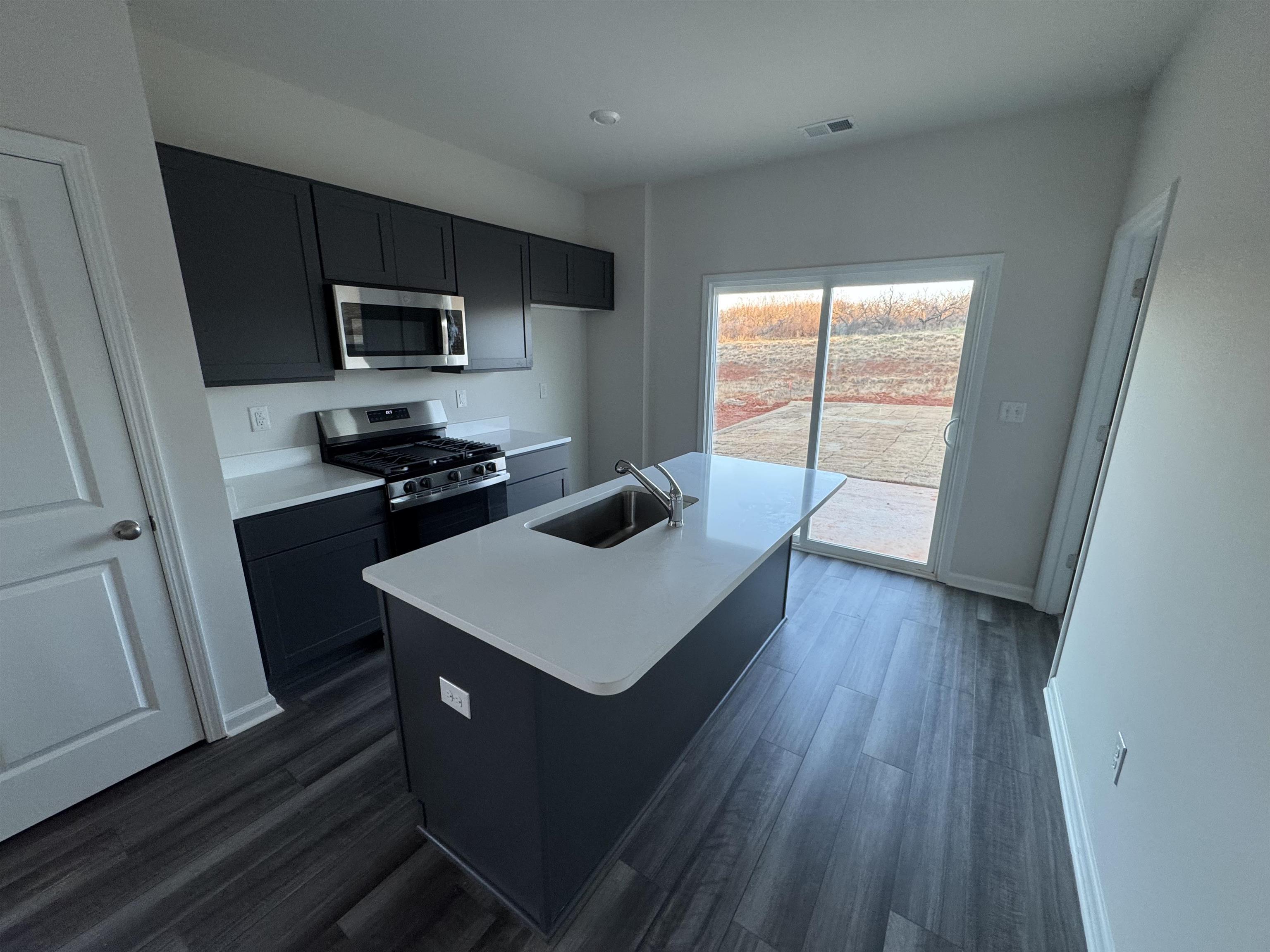 12134 Lansbury Drive Inman, SC 29349 - Photo 2 of 6