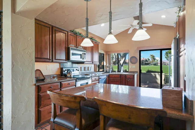 $749,000 | 360 Running Springs Drive, Palm Desert, CA 92211