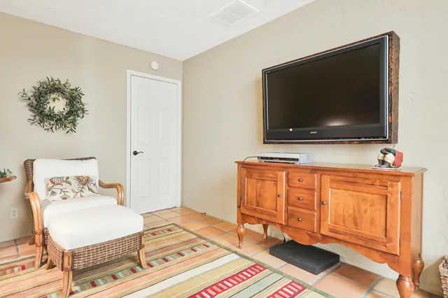 $749,000 | 360 Running Springs Drive, Palm Desert, CA 92211