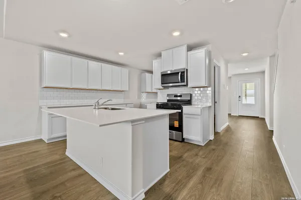 $365,000 | 110 Tawny Owl, San Antonio, TX 78253