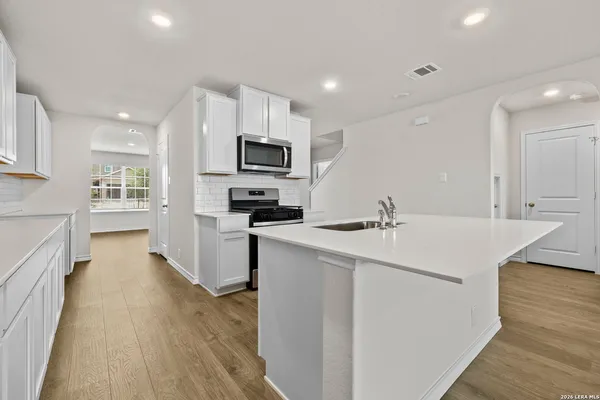 $365,000 | 110 Tawny Owl, San Antonio, TX 78253