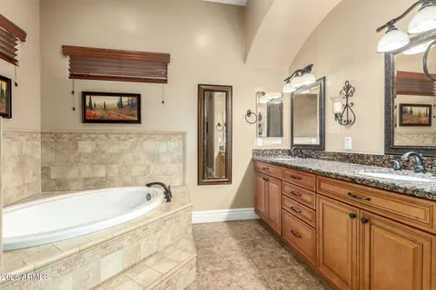 $1,649,900 | 25624 South 185th Place, Queen Creek, AZ 85142