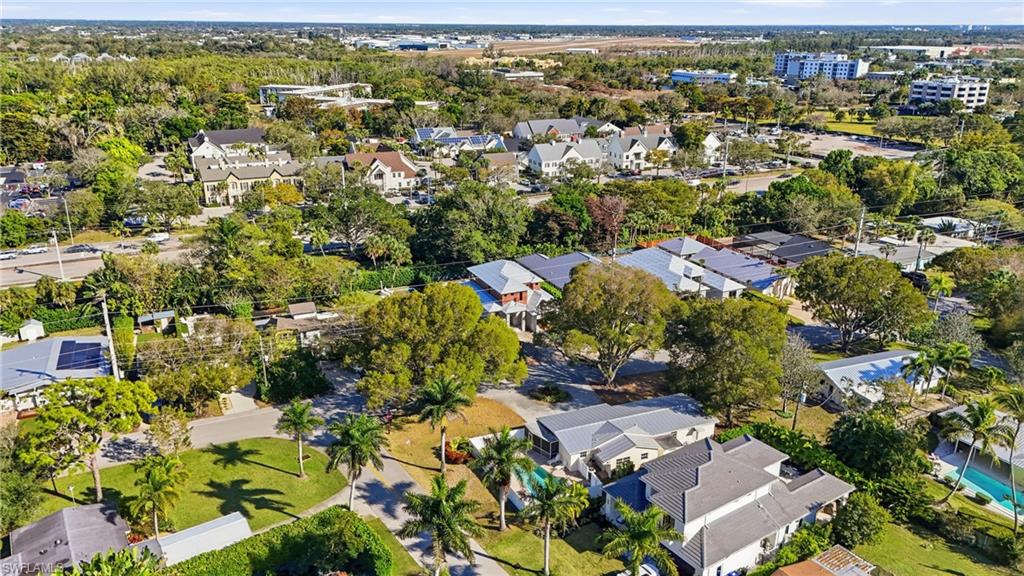 1070 13th Street North Naples, FL 34102 - Photo 5 of 11