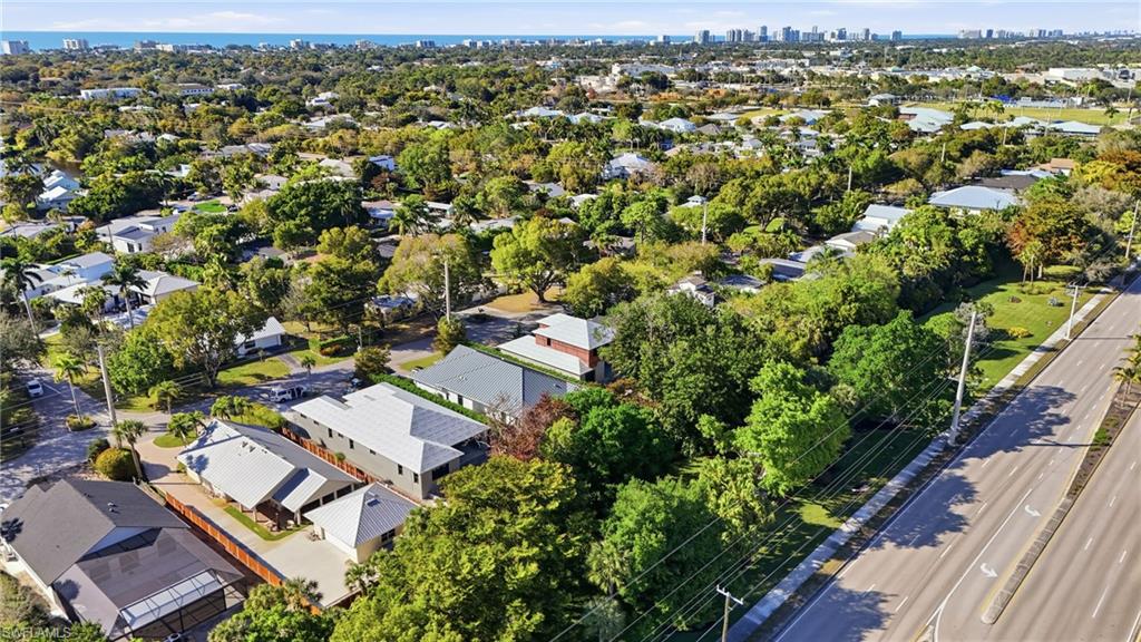 1070 13th Street North Naples, FL 34102 - Photo 8 of 11