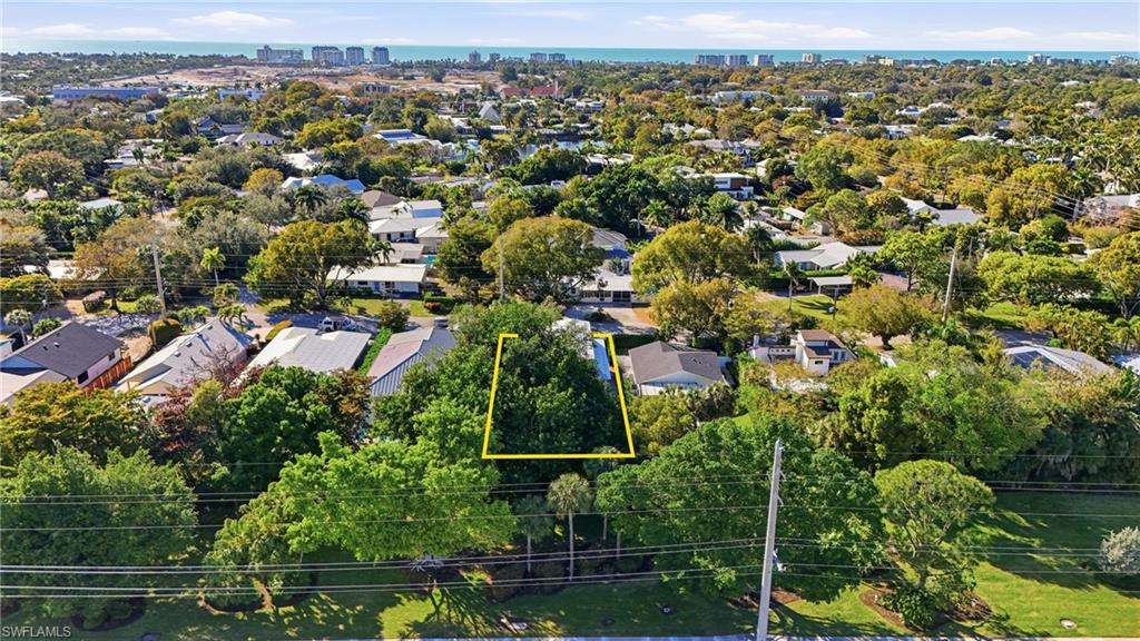 1070 13th Street North Naples, FL 34102 - Photo 10 of 11