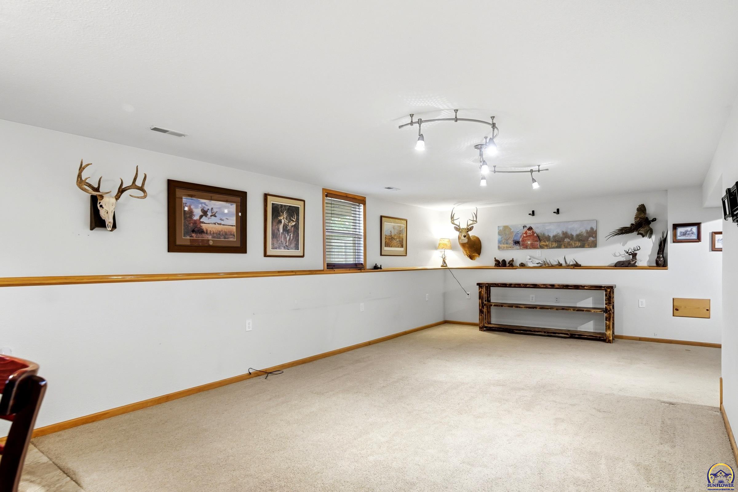 422 Prairie Bend Court Meriden, KS 66512 - Photo 22 of 35