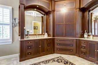 13350 Buckland Hall Road Town and Country, MO 63131 - Photo 34 of 93 Gallery Image 34