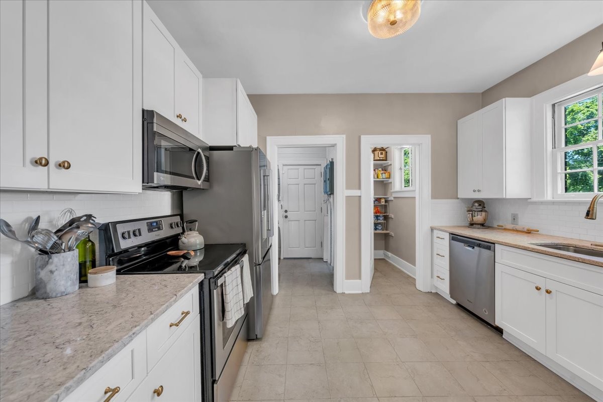 115 Cherokee Road Nashville, TN 37205 - Photo 20 of 63