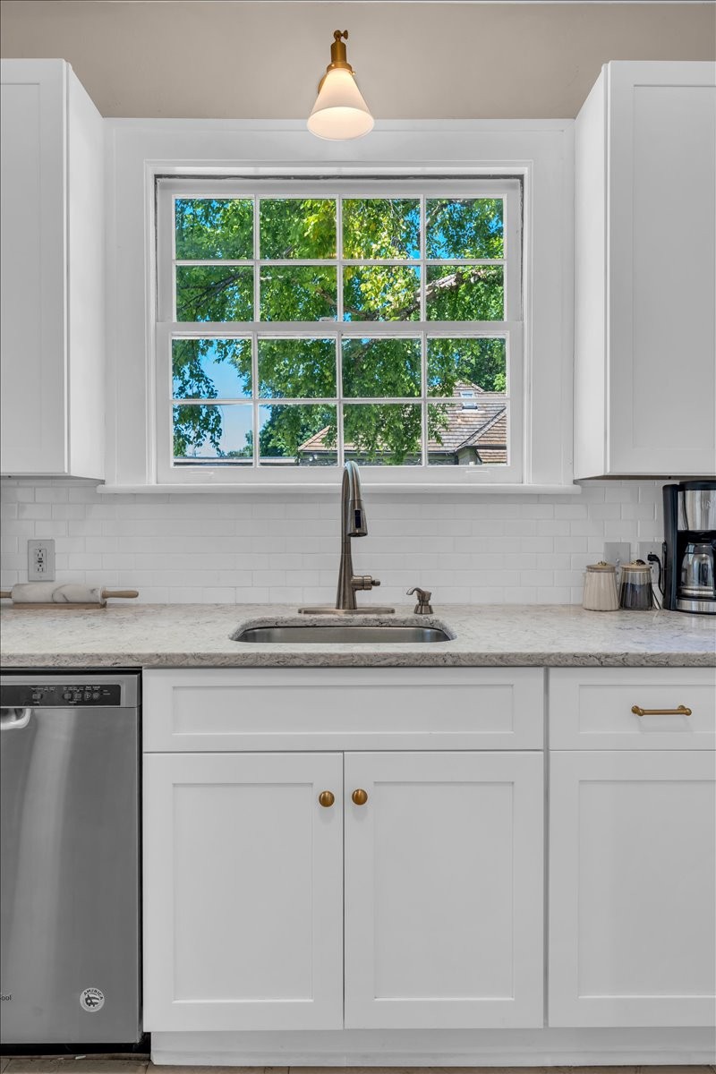 115 Cherokee Road Nashville, TN 37205 - Photo 23 of 63