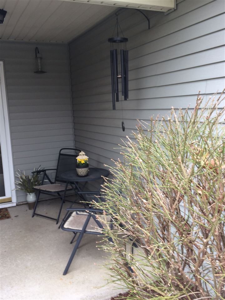 212 Spring Forest Court Fort Wayne, IN 46804 - Photo 2 of 32 Gallery Image 2