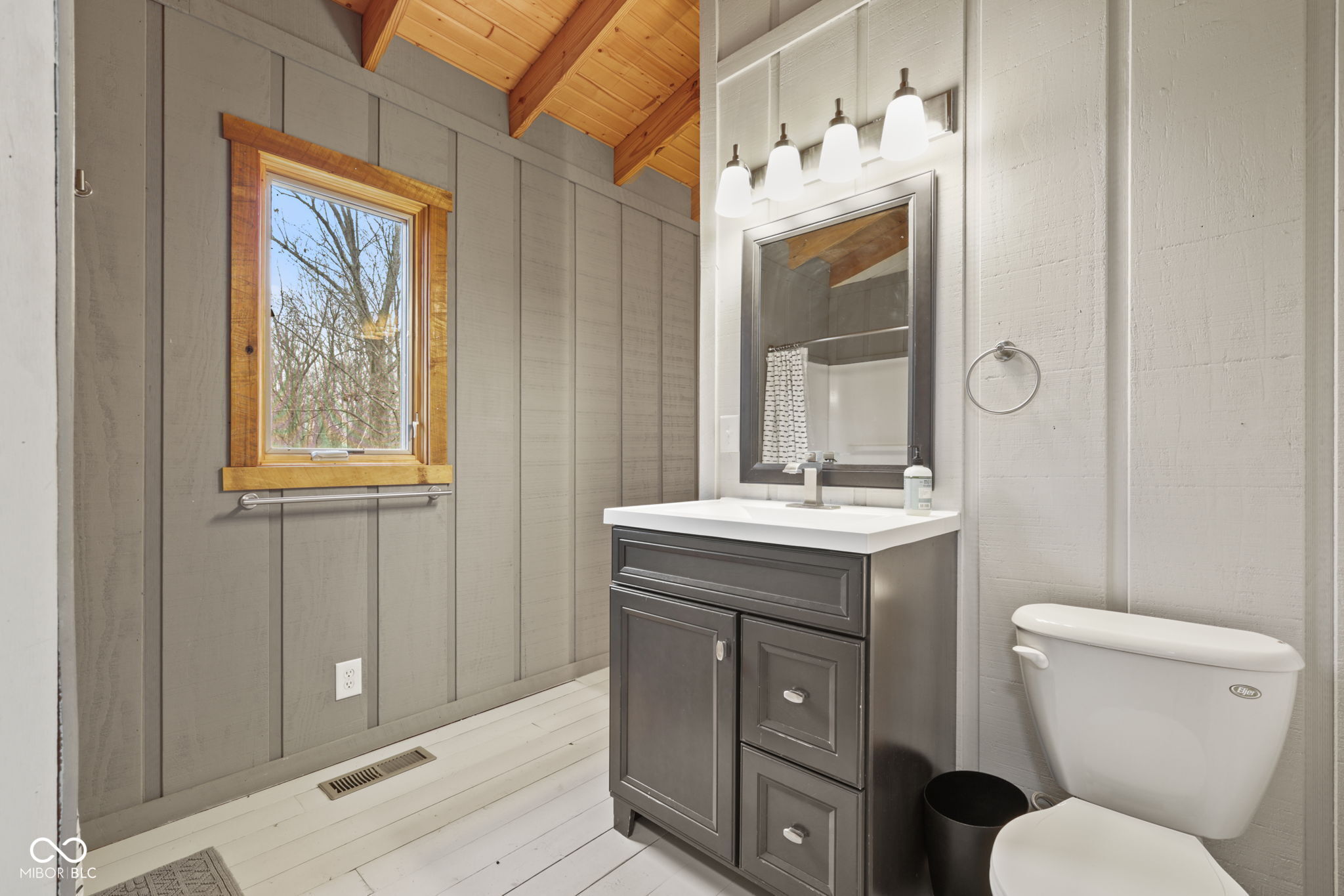 2398 Country Club Road Nashville, IN 47448 - Photo 20 of 34