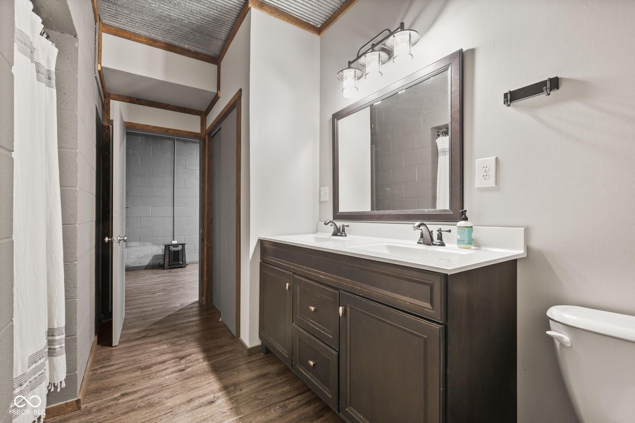 2398 Country Club Road Nashville, IN 47448 - Photo 24 of 34