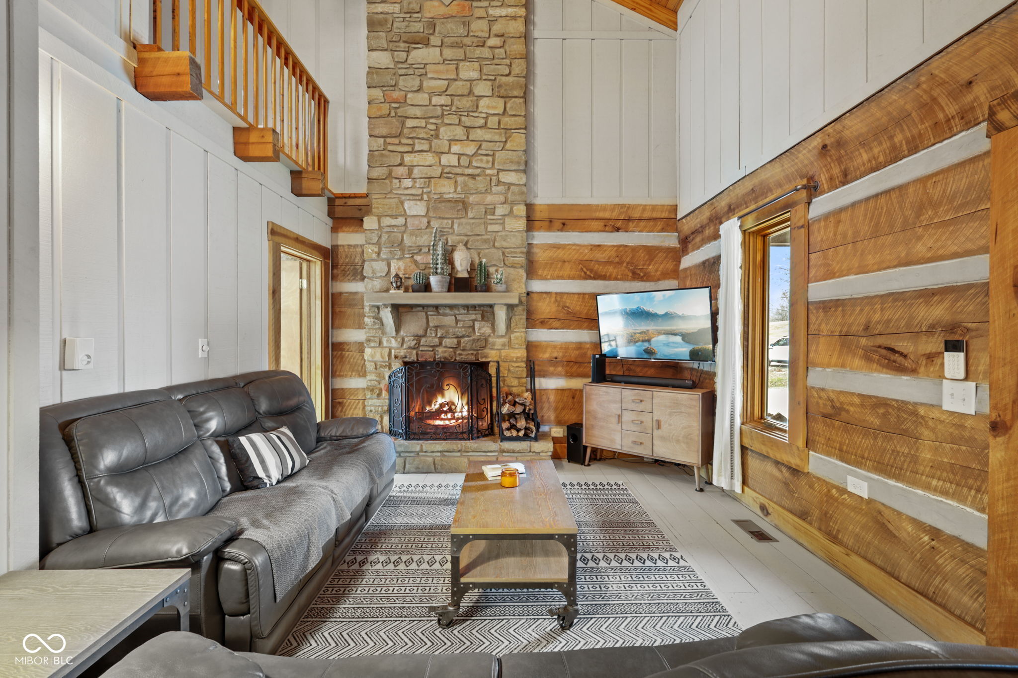 2398 Country Club Road Nashville, IN 47448 - Photo 3 of 34