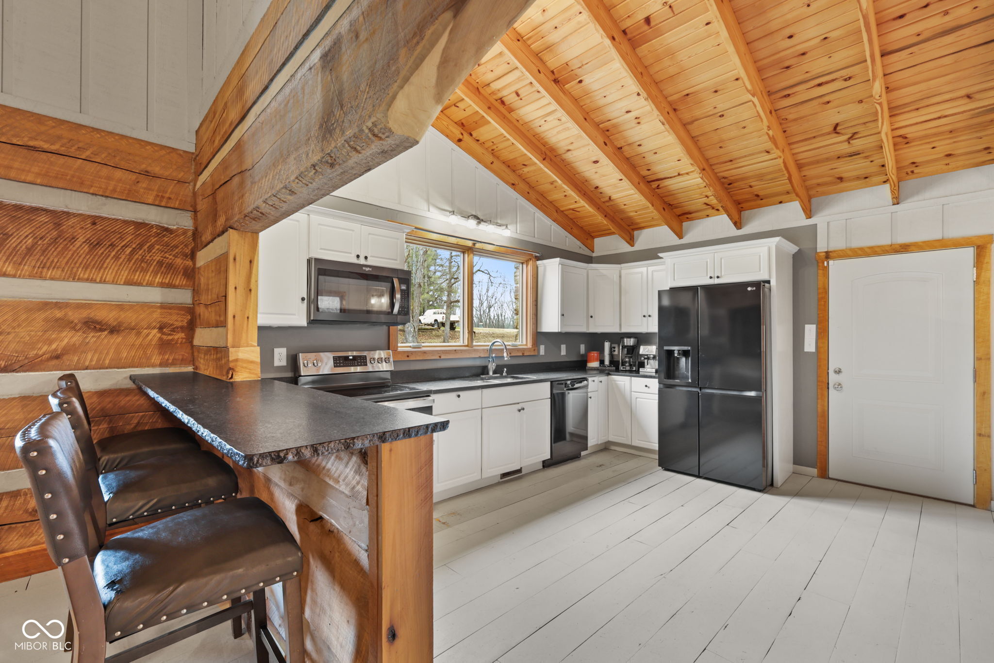 2398 Country Club Road Nashville, IN 47448 - Photo 9 of 34