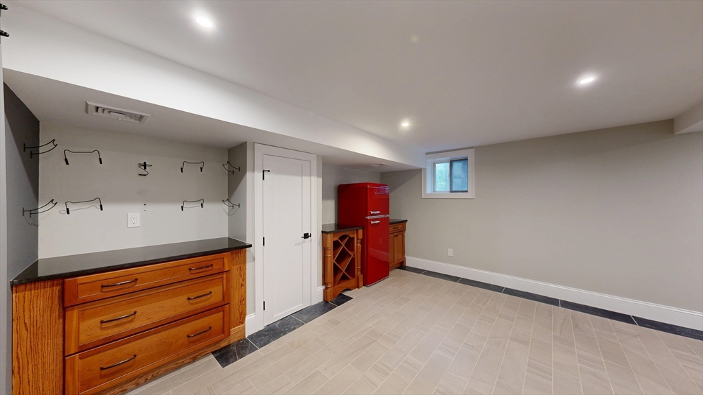45 Clearwater Road Newton, MA 02462 - Photo 34 of 41