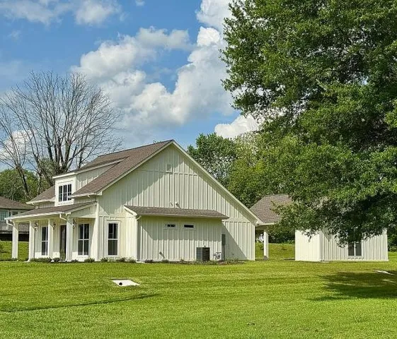 $398,000 | 110 4th Avenue, Loretto, TN 38469