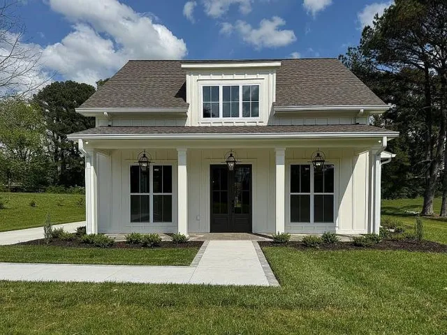 $398,000 | 110 4th Avenue, Loretto, TN 38469