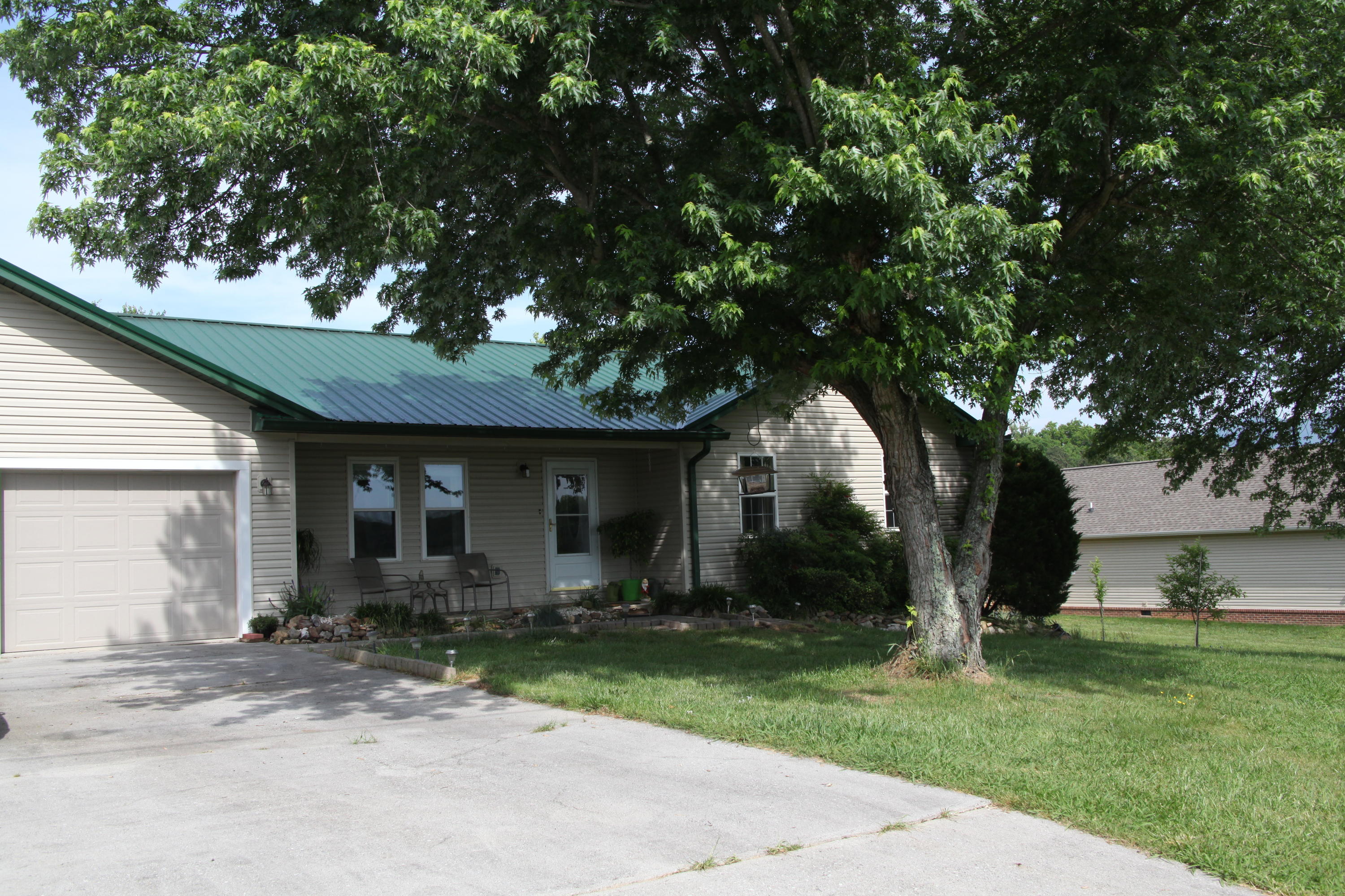 403 Temple Road Maryville, TN 37804 - Photo 22 of 33 403 Temple Road (2)