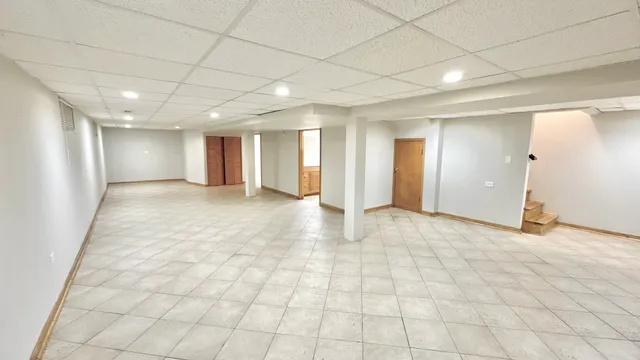 $370,000 | 6005 South Menard Avenue, Chicago, IL 60638