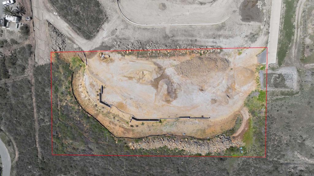 3736-38 Via Rancho Michelle Encinitas, CA 92024 - Photo 9 of 17 a view of a wooden tub