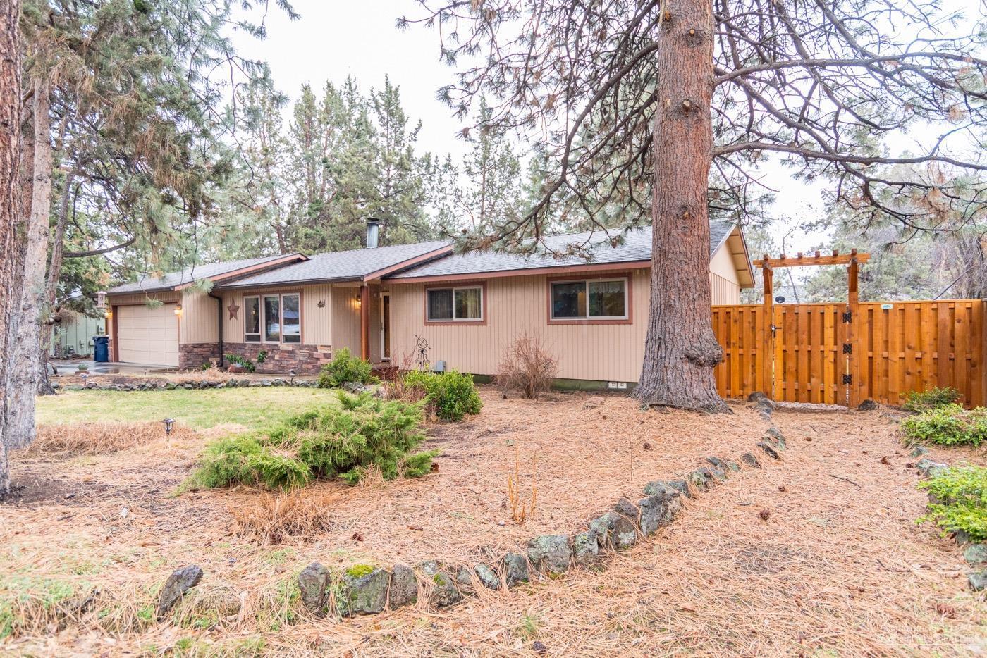 20249 Rae Road Bend, OR 97702 - Photo 2 of 23 Additional Photo