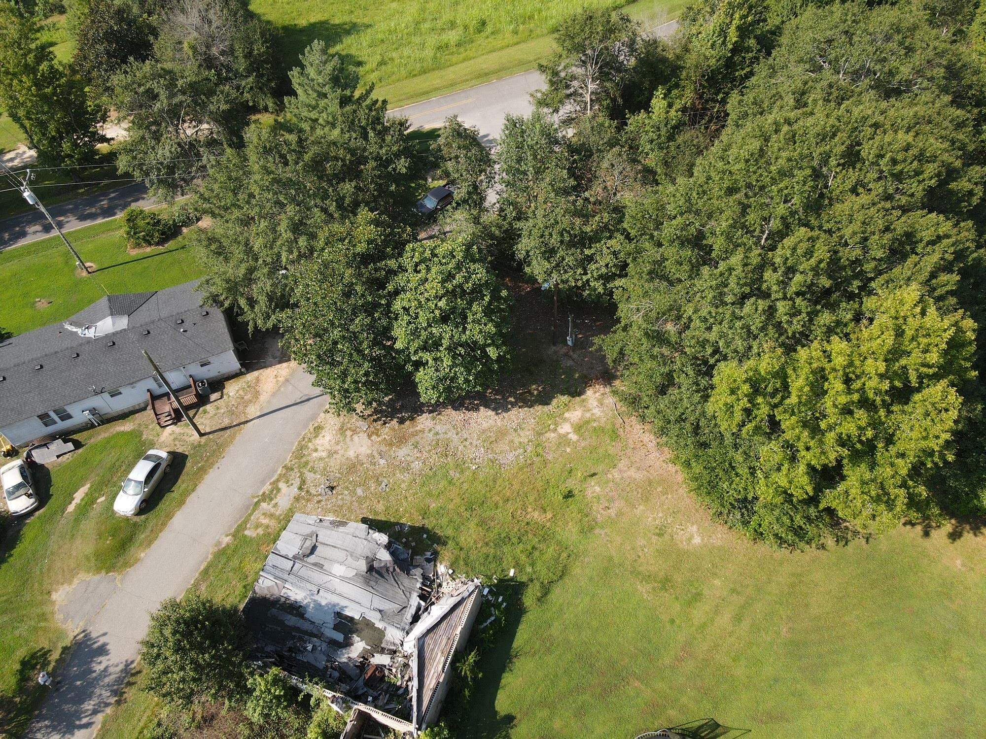 198 Hamline Road Campobello, SC 29322 - Photo 4 of 8