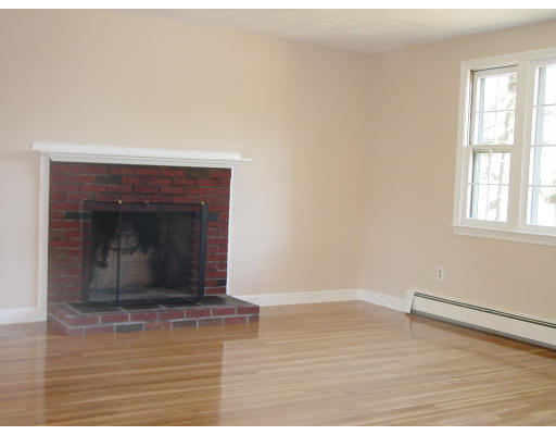 1 Stanford Road Franklin, MA 02038 - Photo 9 of 13 Gallery Image 9