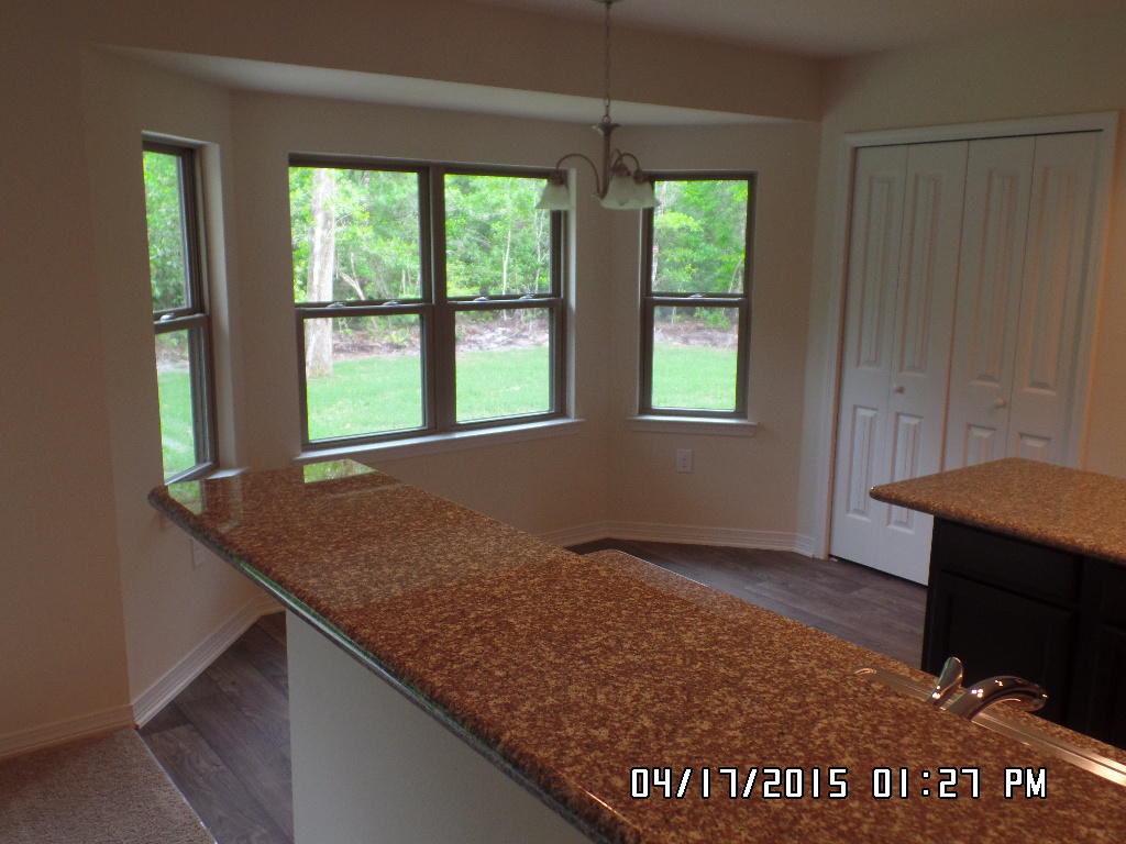 8940 Timber Lane Navarre, FL 32566 - Photo 13 of 25 Gallery Image 13