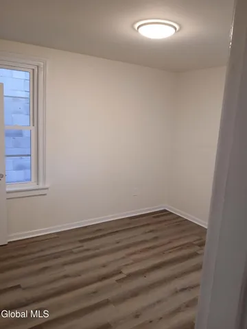 $1,195 | 405 3rd Avenue, Unit 1R, Watervliet, NY 12189