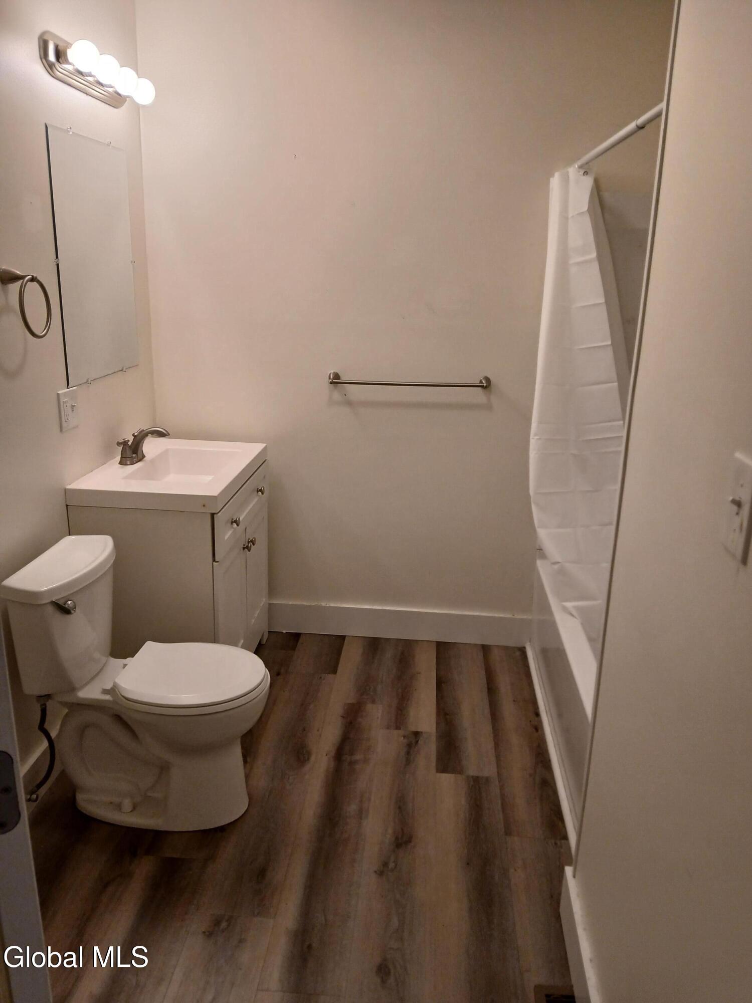 405 3rd Avenue, Unit 1R Watervliet, NY 12189 - Photo 4 of 10 405 3rd 1-4