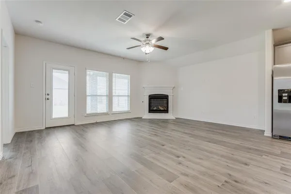 $2,200 | 2942 Trusting Way, Aubrey, TX 76227