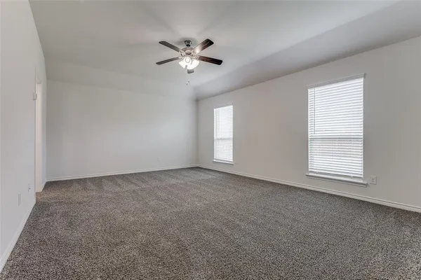 $2,200 | 2942 Trusting Way, Aubrey, TX 76227