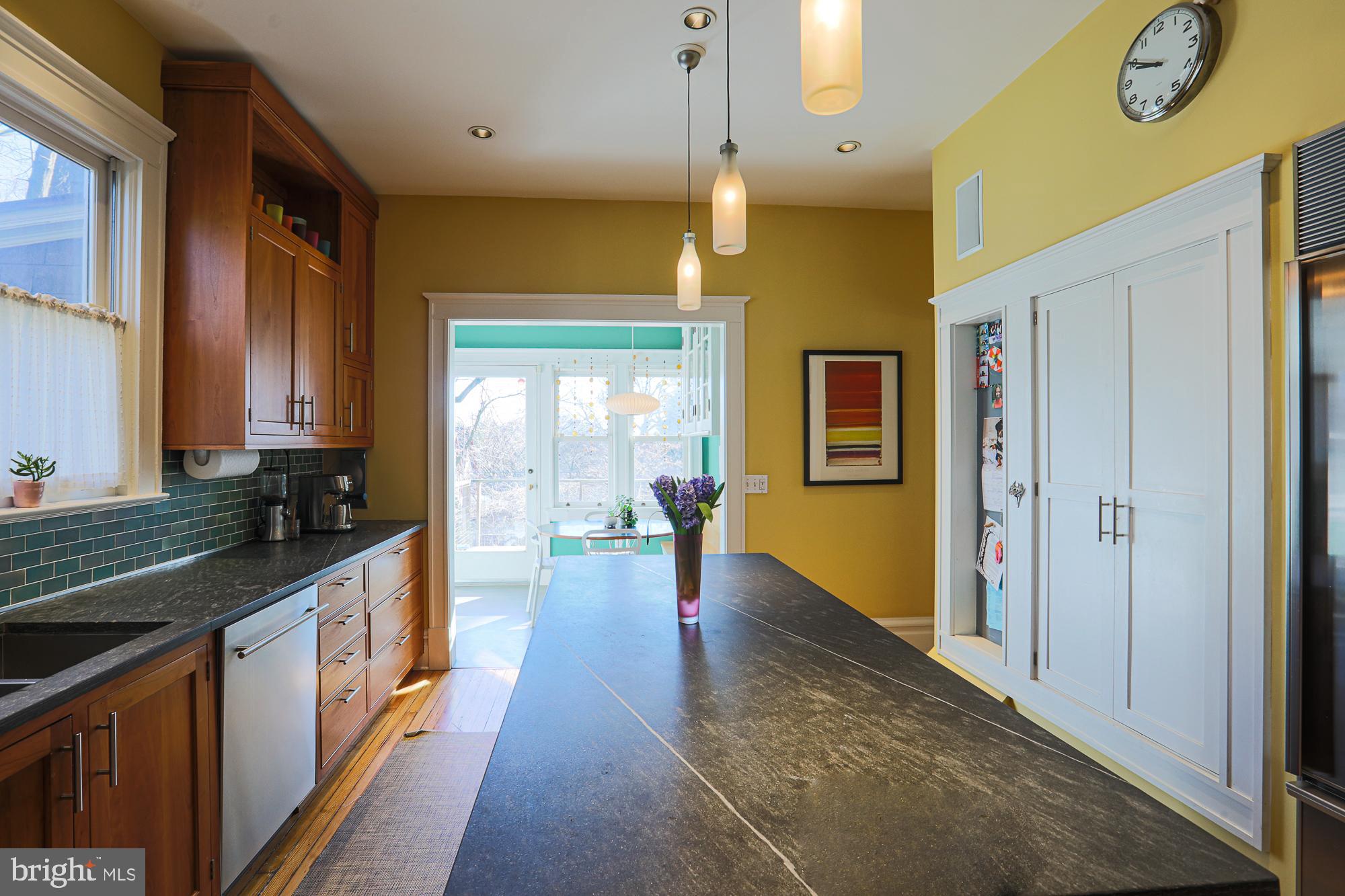 101 Woodlawn Road Baltimore, MD 21210 - Photo 26 of 92 Kitchen