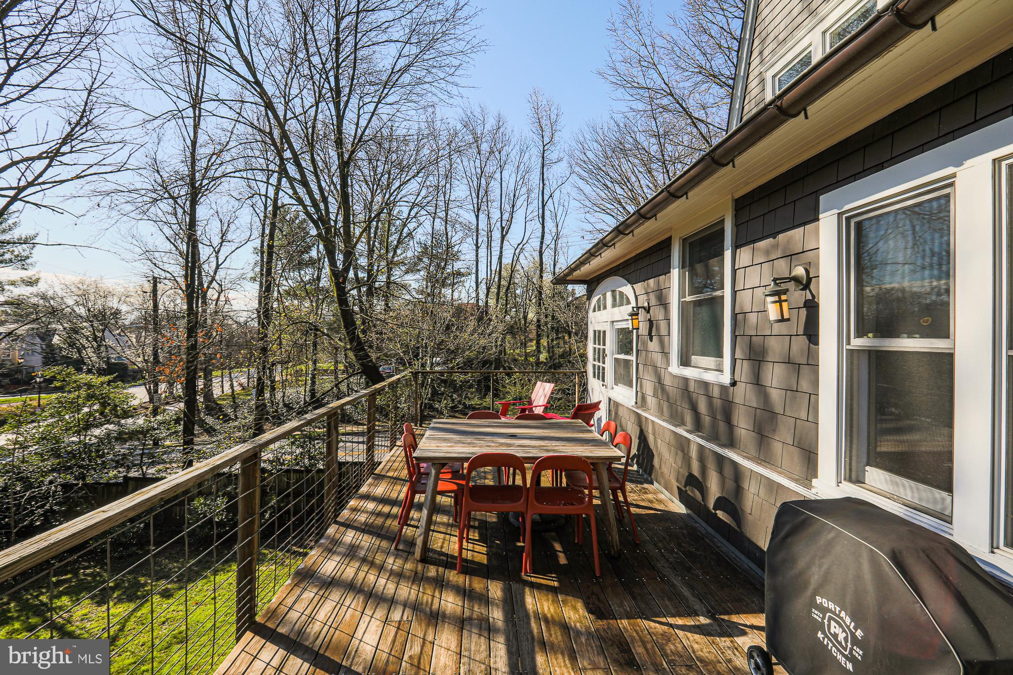 101 Woodlawn Road Baltimore, MD 21210 - Photo 33 of 92 Back deck off of kitchen and nook