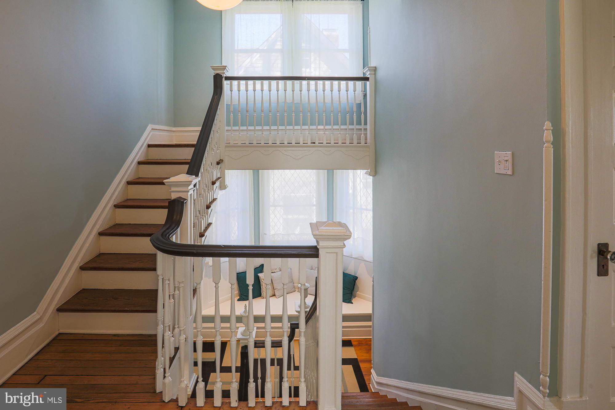 101 Woodlawn Road Baltimore, MD 21210 - Photo 40 of 92 So much character!!