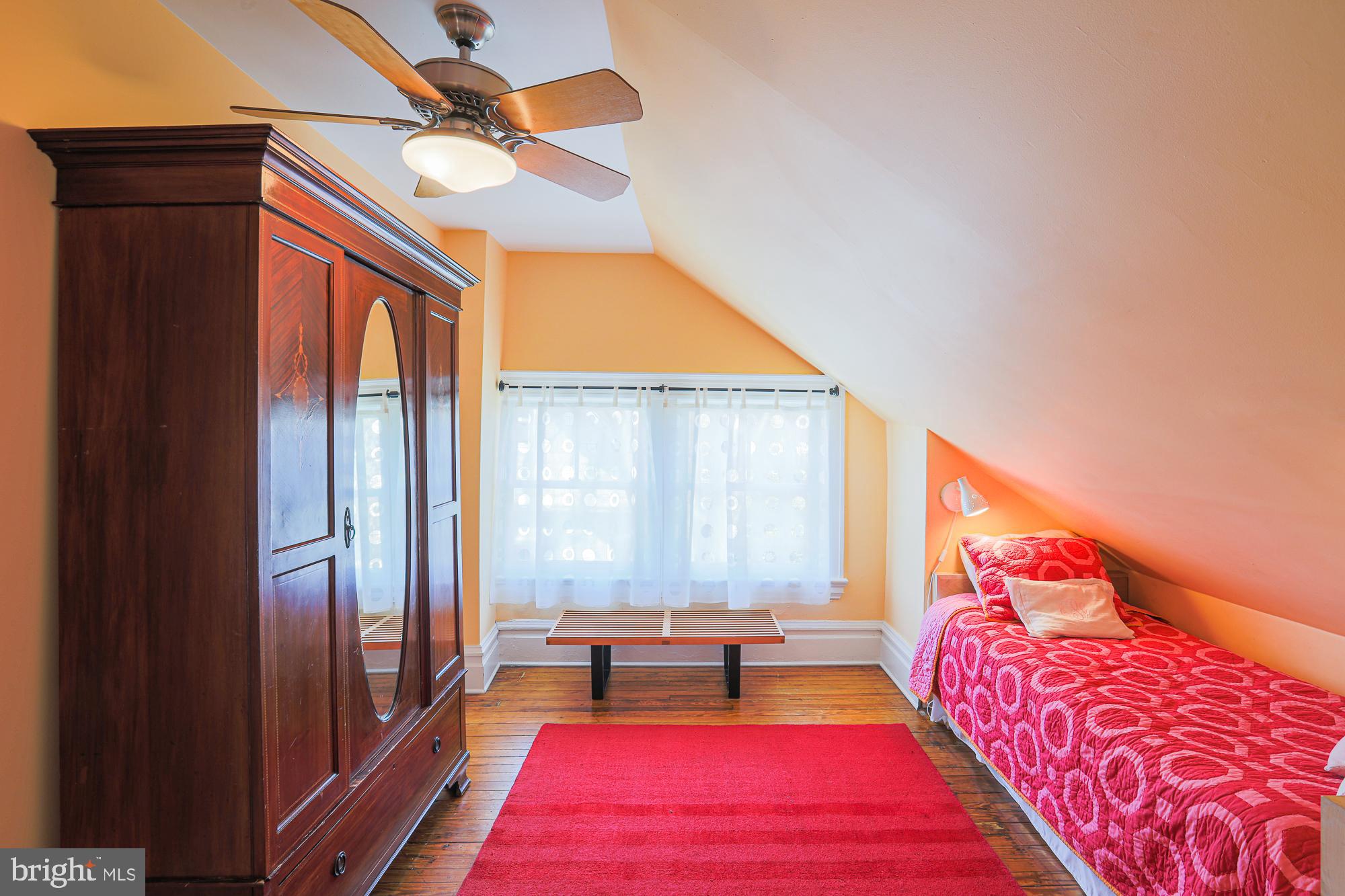 101 Woodlawn Road Baltimore, MD 21210 - Photo 69 of 92 Fifth bedroom