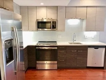 $5,150 | 1699 Massachusetts Avenue, Unit 202, Cambridge, MA 02138