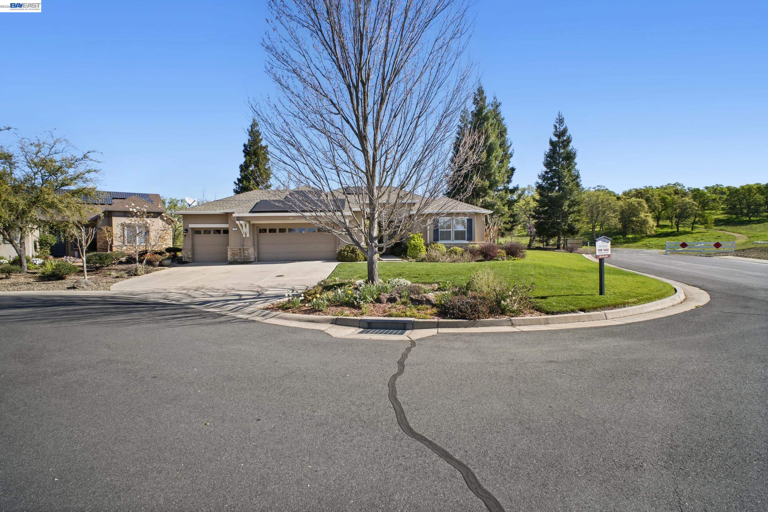 8 Rock Ridge Court Copperopolis, CA 95228 - Photo 2 of 57
