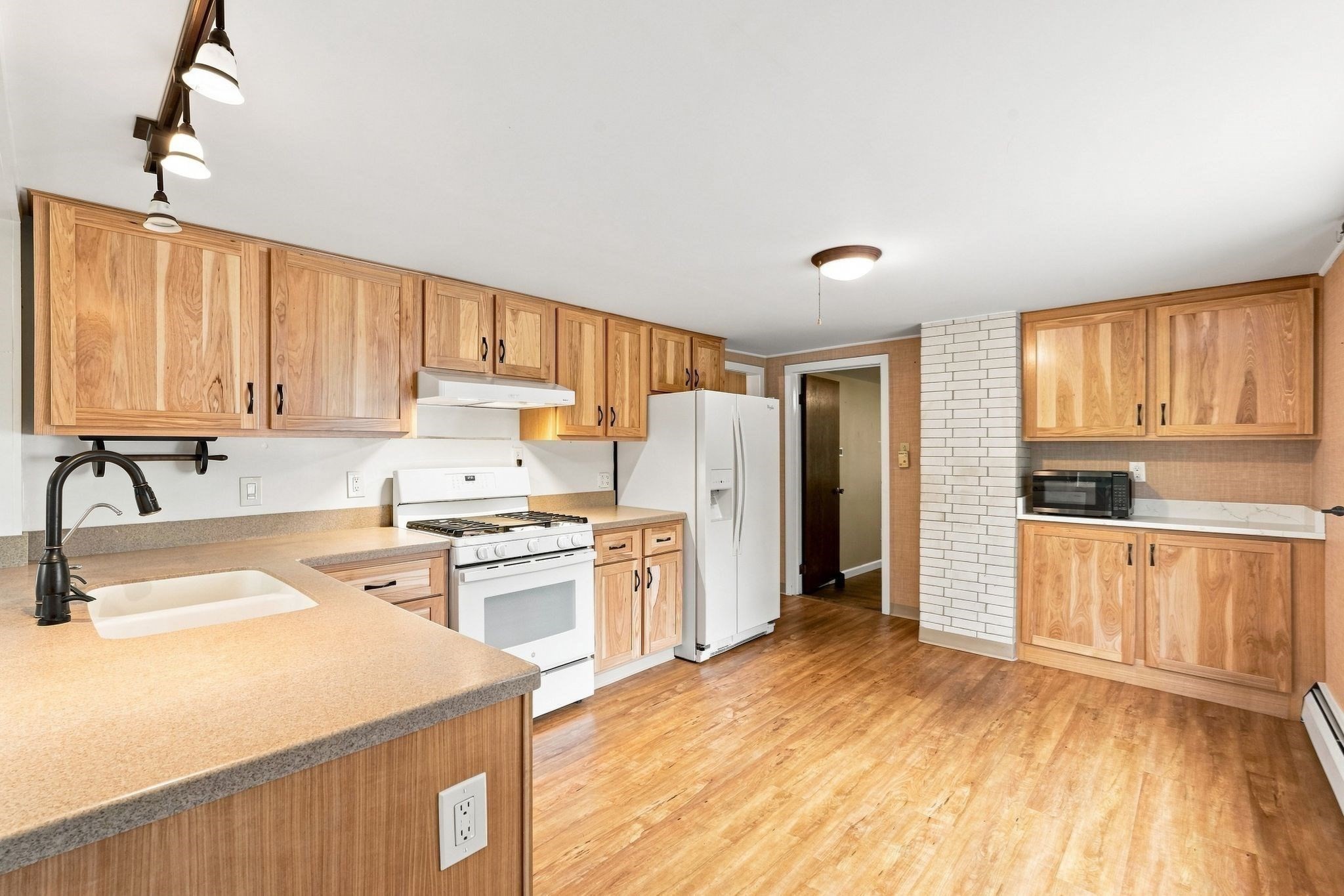 241 Warren Wright Road Belchertown, MA 01007 - Photo 12 of 42 Gallery Image 12