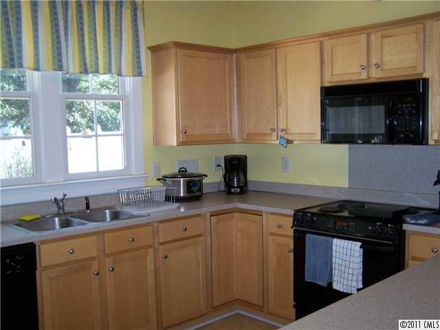 9371 Founders Street, Unit PH1/199 Fort Mill, SC 29708 - Photo 4 of 13 Gallery Image 4