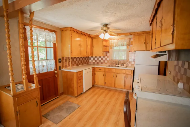 $189,000 | 142 Military Road, Greenbush, ME 04418